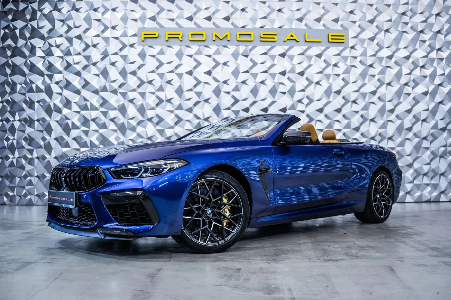 BMW   BMW M8 Competition Cabriolet Carbon