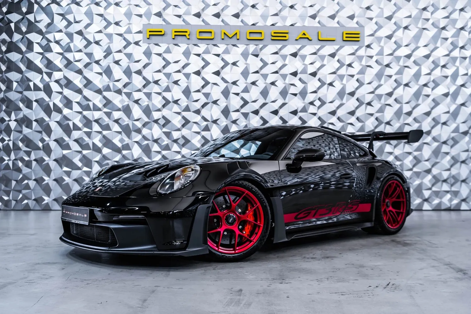 Porsche 911 GT3 RS Weissach