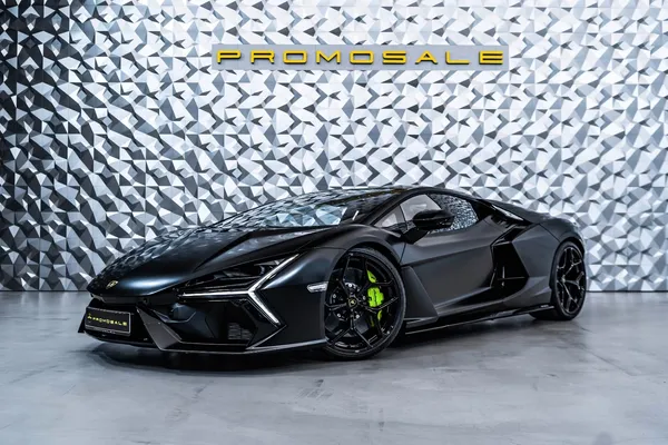 Lamborghini  - Lamborghini Revuelto Nero Nemesis* Lift