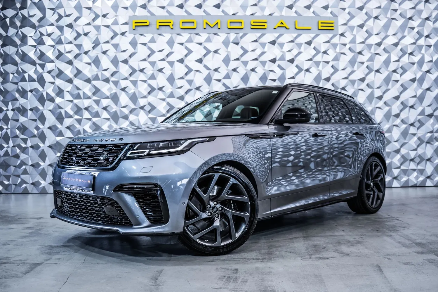 Land Rover Range Rover Velar SV Autobiography Land Rover Range Rover Velar SV Autobiography * Pano* Meridian